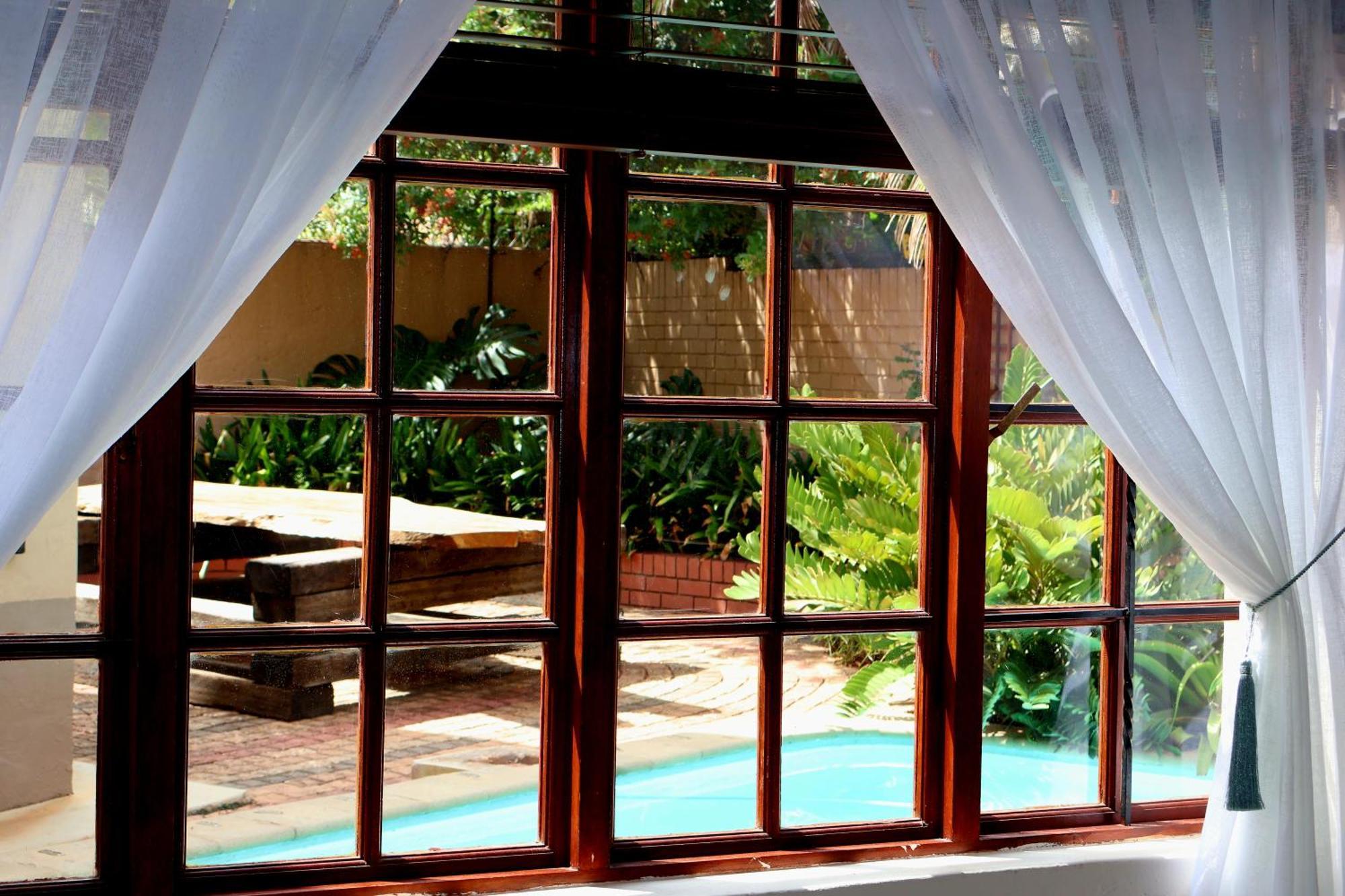 The Leopard Tree Bed and Breakfast Polokwane Exteriör bild