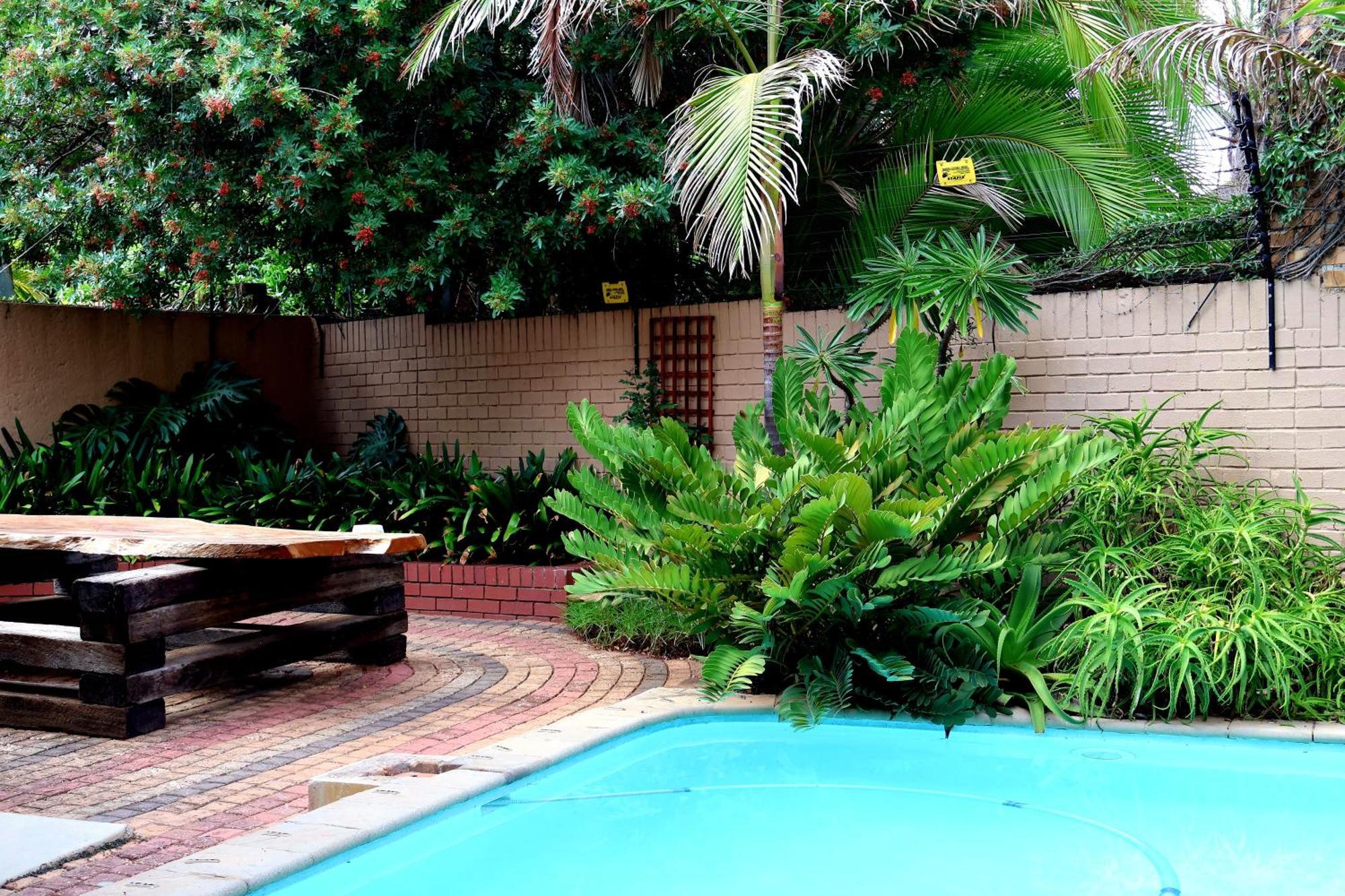 The Leopard Tree Bed and Breakfast Polokwane Exteriör bild