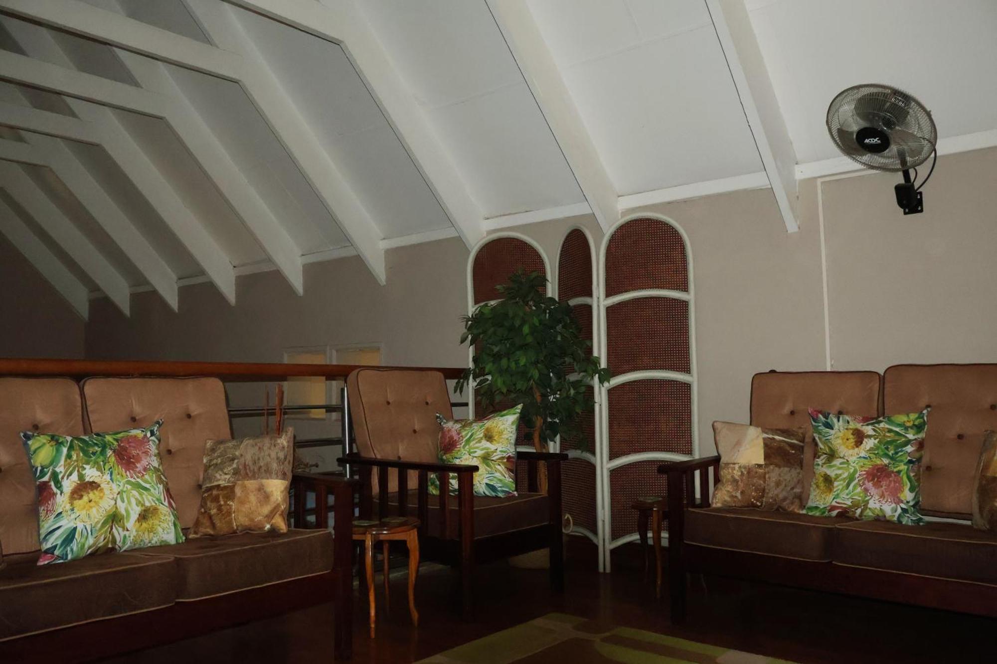 The Leopard Tree Bed and Breakfast Polokwane Exteriör bild
