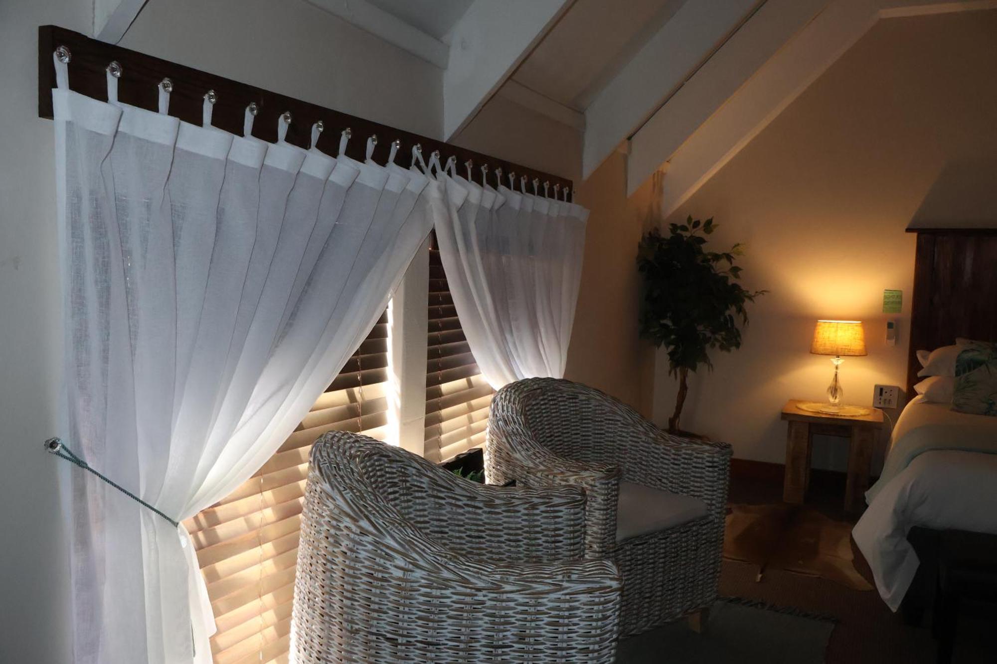 The Leopard Tree Bed and Breakfast Polokwane Exteriör bild