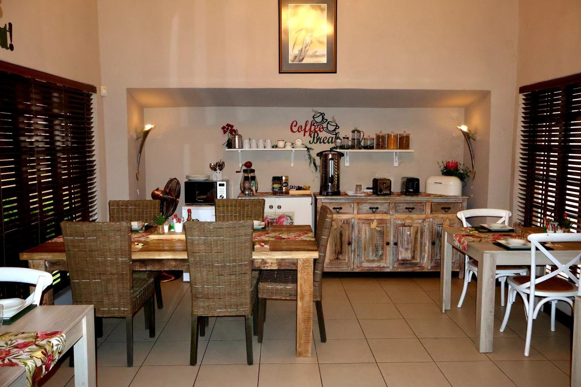 The Leopard Tree Bed and Breakfast Polokwane Exteriör bild