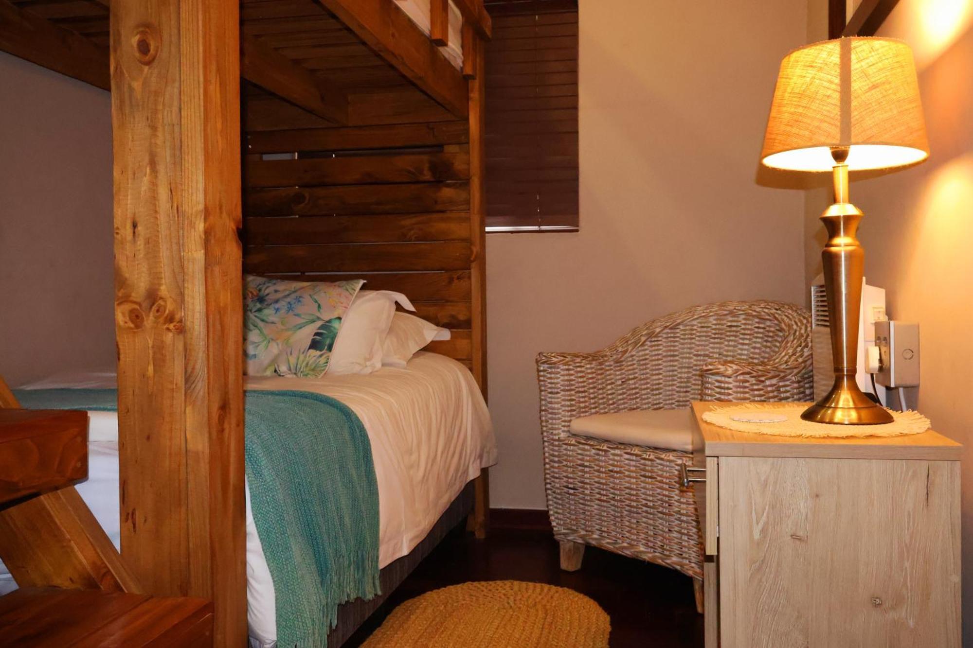 The Leopard Tree Bed and Breakfast Polokwane Exteriör bild