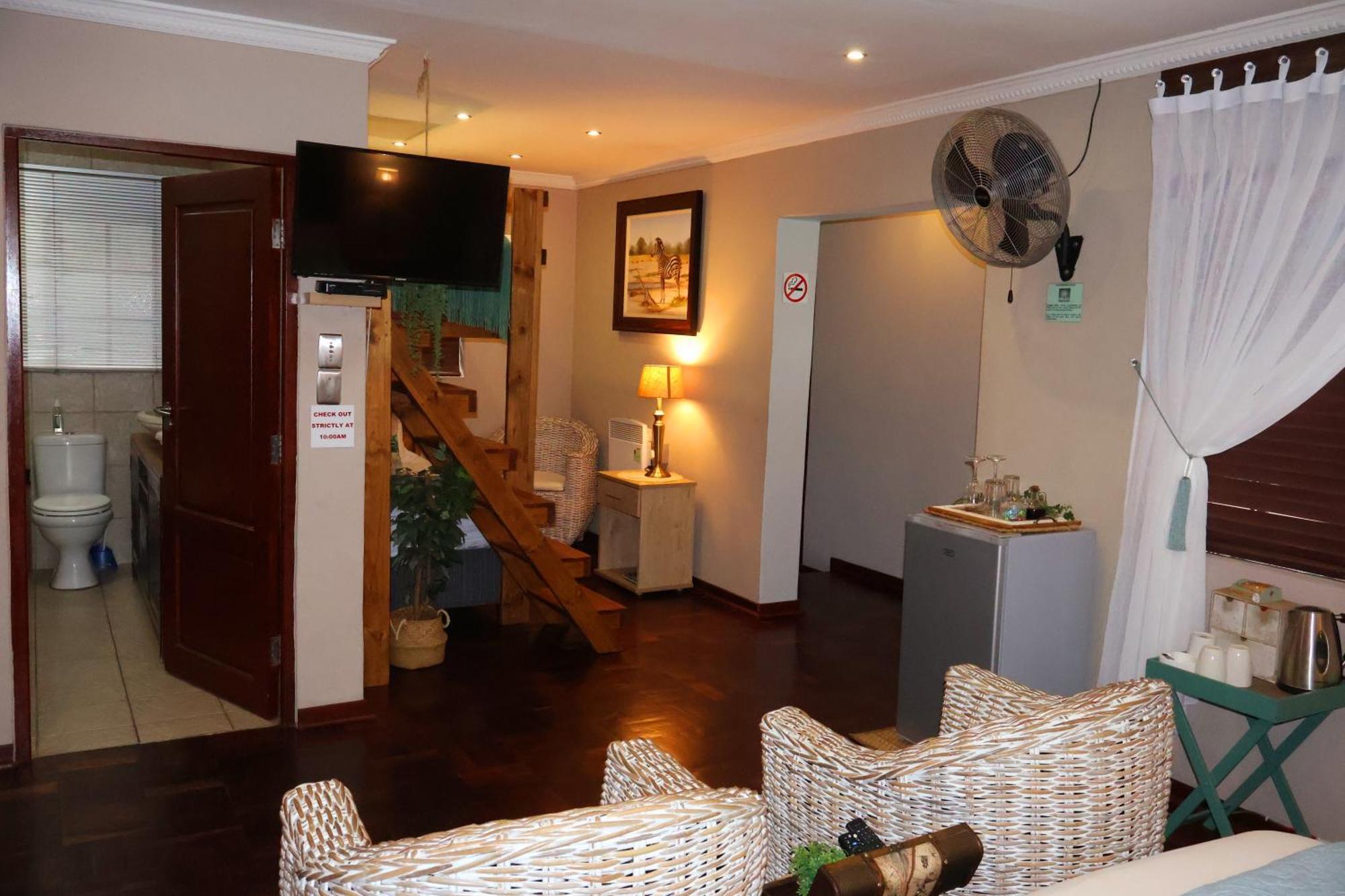 The Leopard Tree Bed and Breakfast Polokwane Exteriör bild
