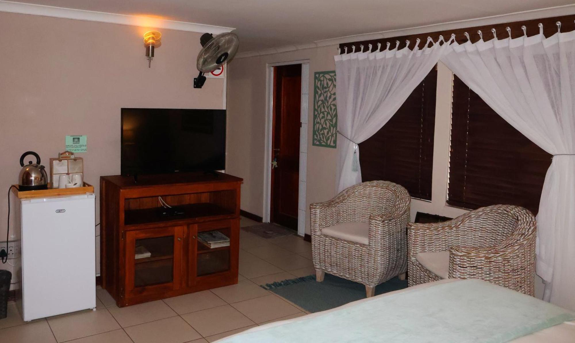 The Leopard Tree Bed and Breakfast Polokwane Exteriör bild